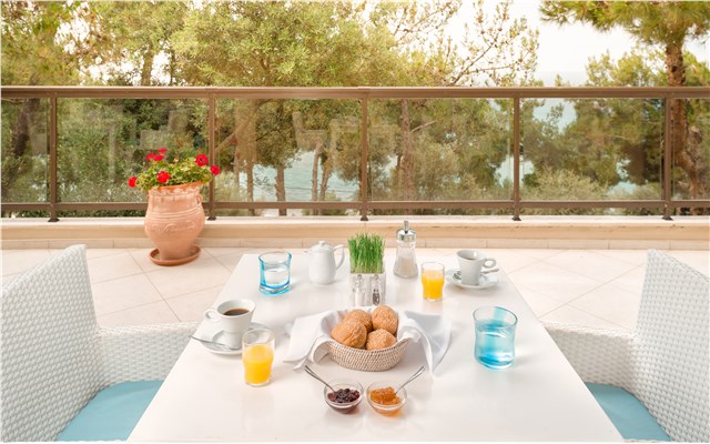 Breakfast 1 Ikos Oceania