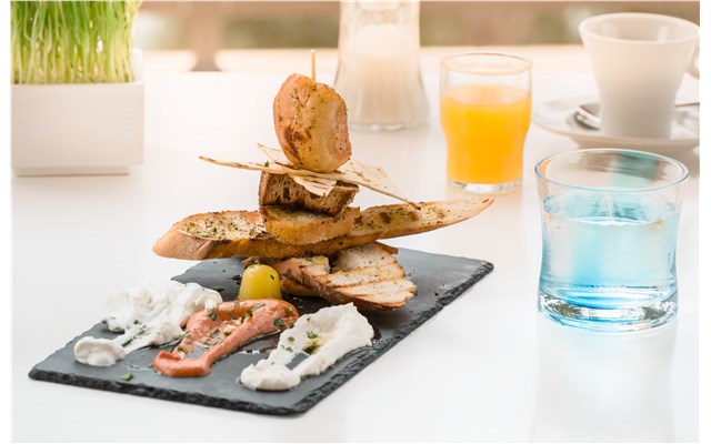Breakfast 2 Ikos Oceania