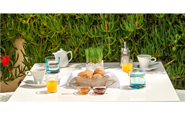Breakfast 3 Ikos Oceania