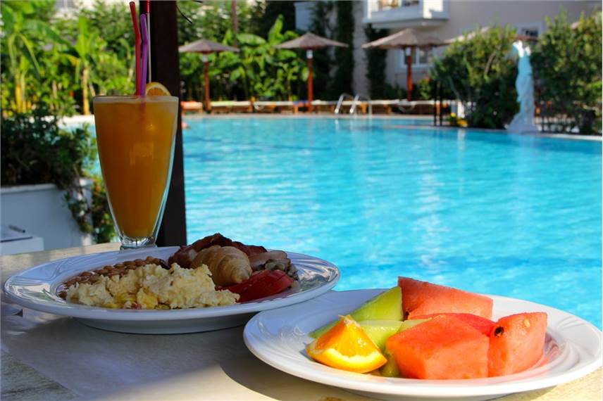  Peridis Family Resort