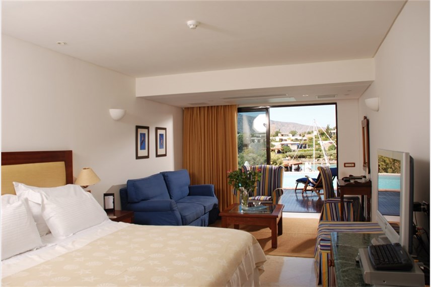  Elounda Bay Palace