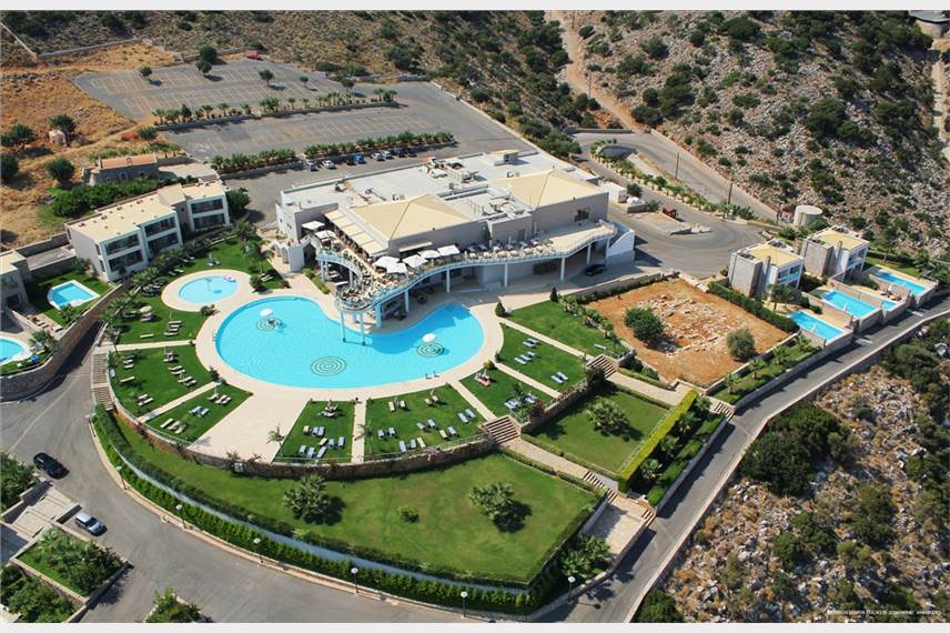  Royal Heights Resort