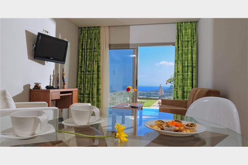  Royal Heights Resort