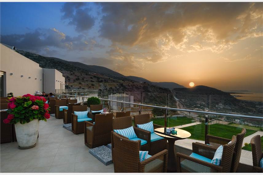  Royal Heights Resort