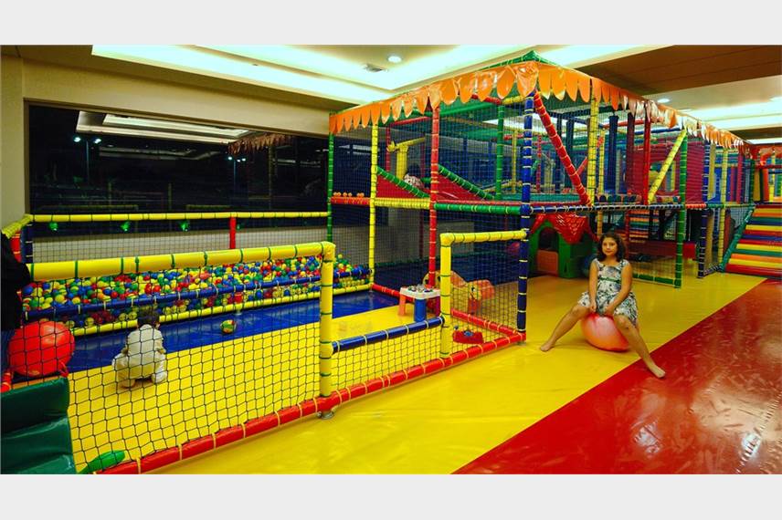  Royal Heights Resort
