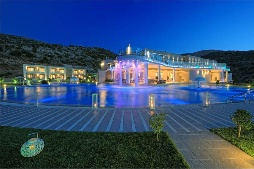  Royal Heights Resort