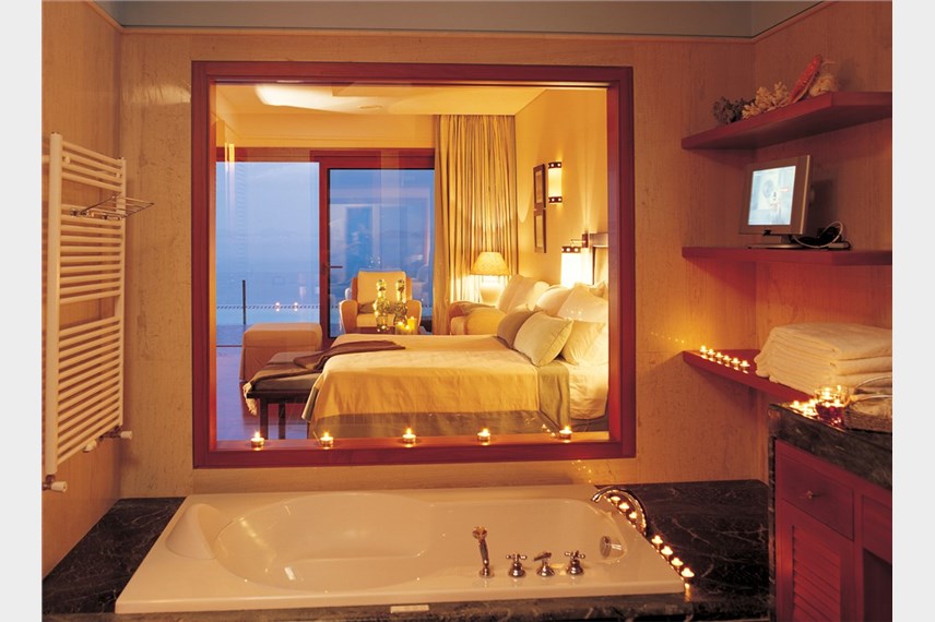  Grand Resort Lagonissi