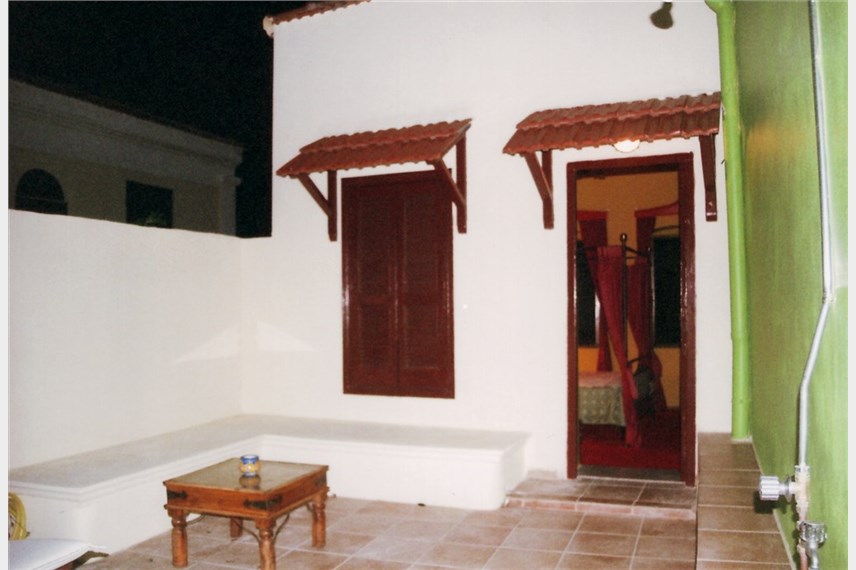  Nikos Takis Fashion Hotel