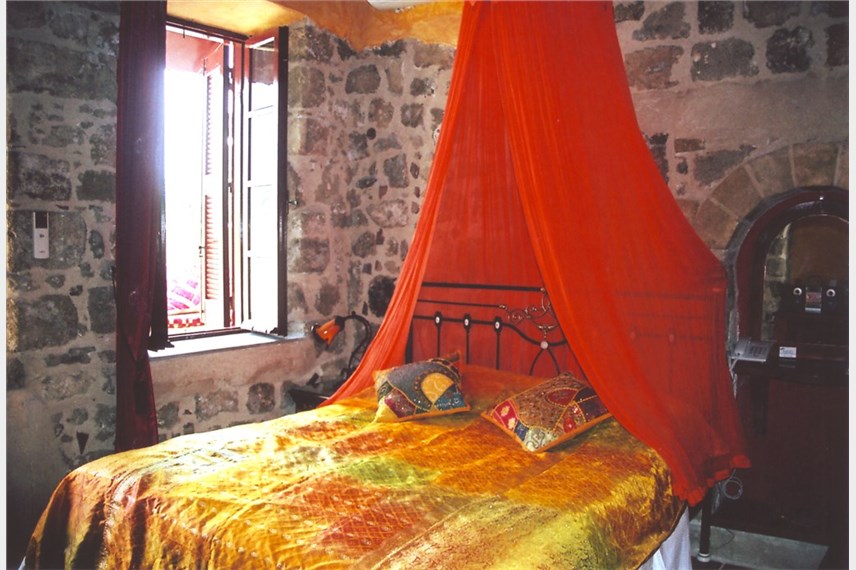  Nikos Takis Fashion Hotel