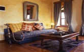  Nikos Takis Fashion Hotel