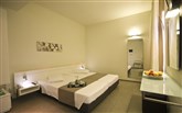  Atlantis City Hotel
