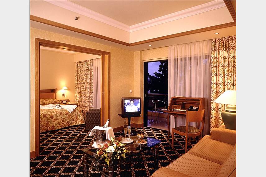  Rodos Park Suites and Spa