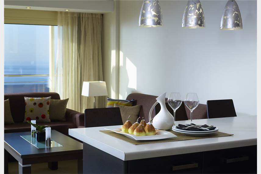  Macaris Suites and SPA