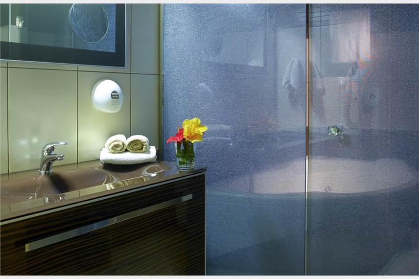  Macaris Suites and SPA