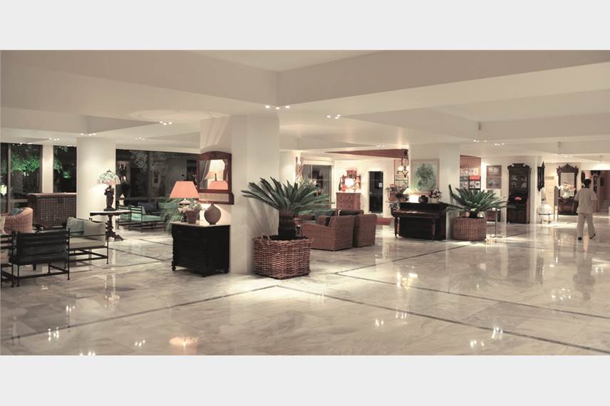  Dionysos Hotel