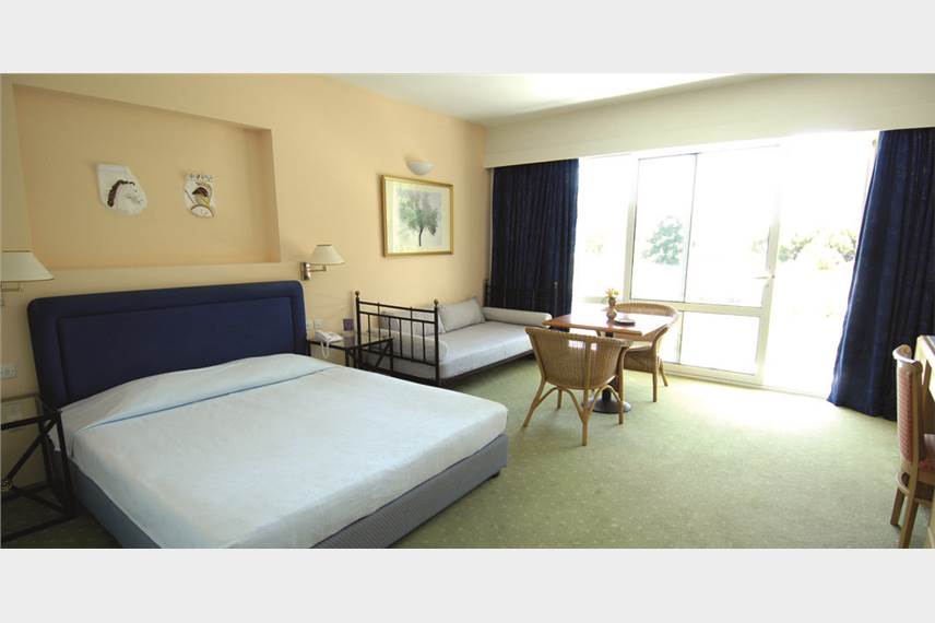  Dionysos Hotel