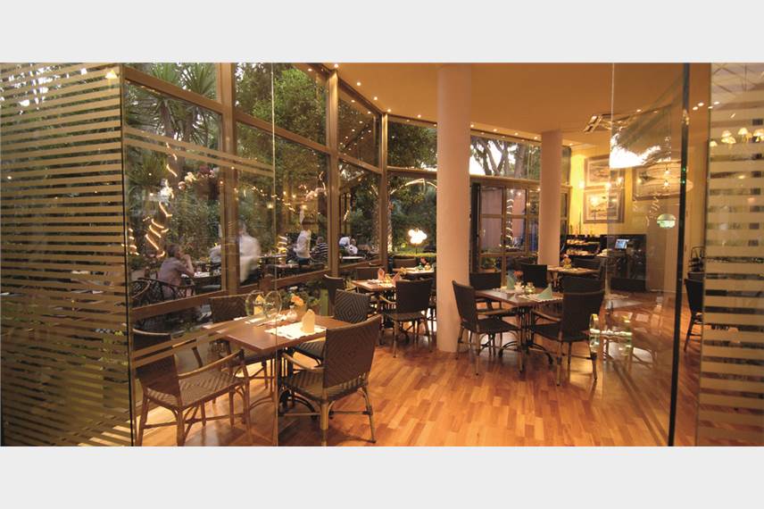  Dionysos Hotel