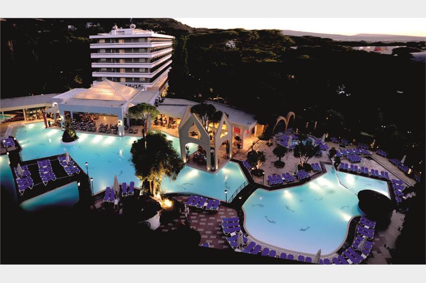  Dionysos Hotel