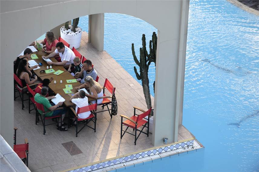 Dionysos Hotel