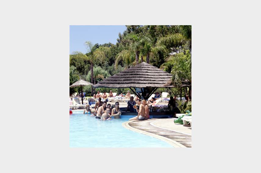  Dionysos Hotel