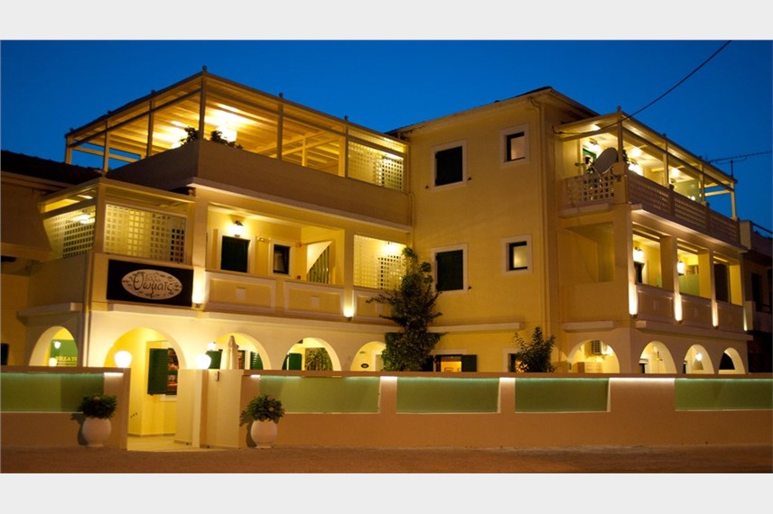  Thomais Boutique hotel