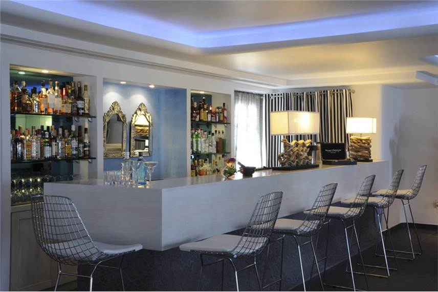  Aressana SPA Hotel and Suites