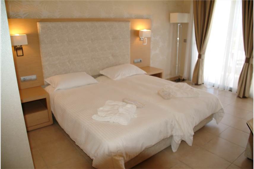  Ionian Emerald Resort