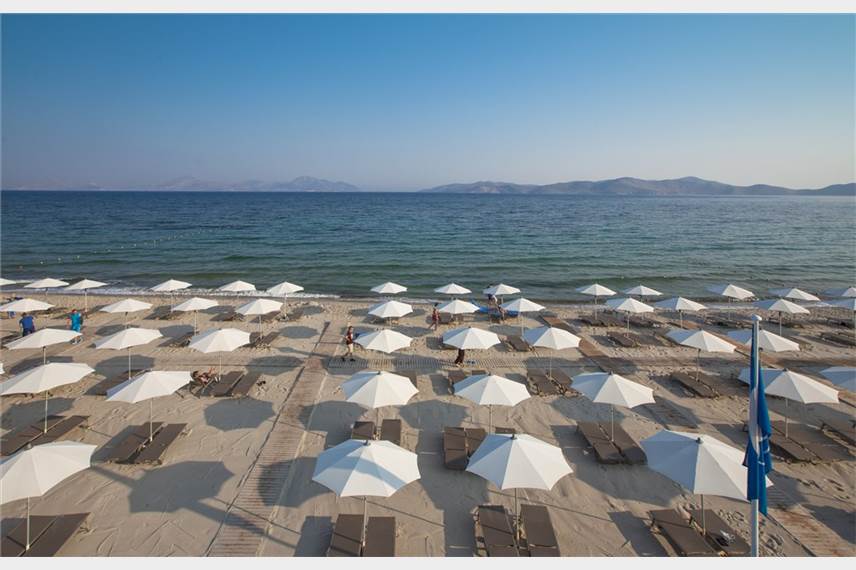  Caravia Beach