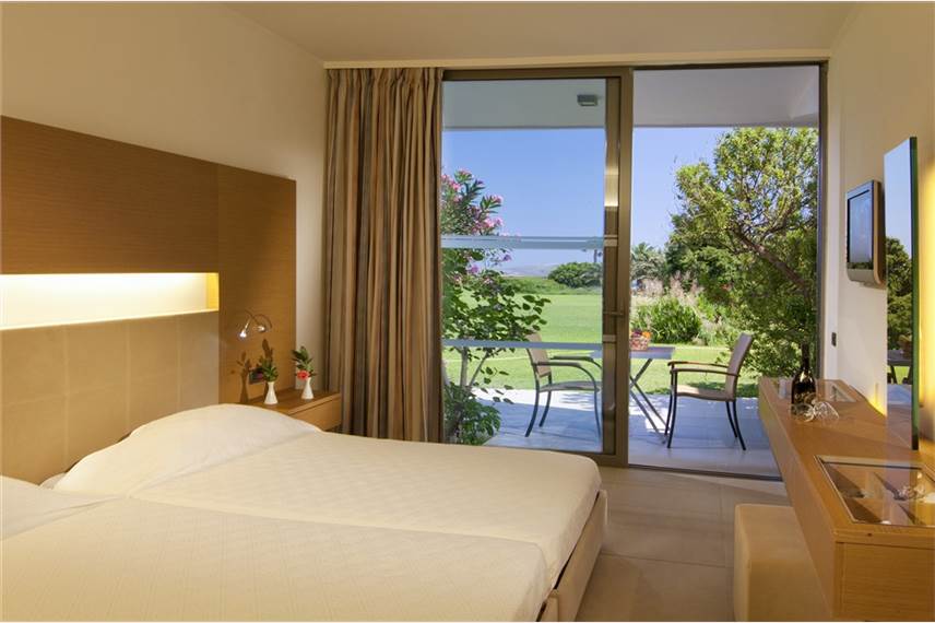  Caravia Beach