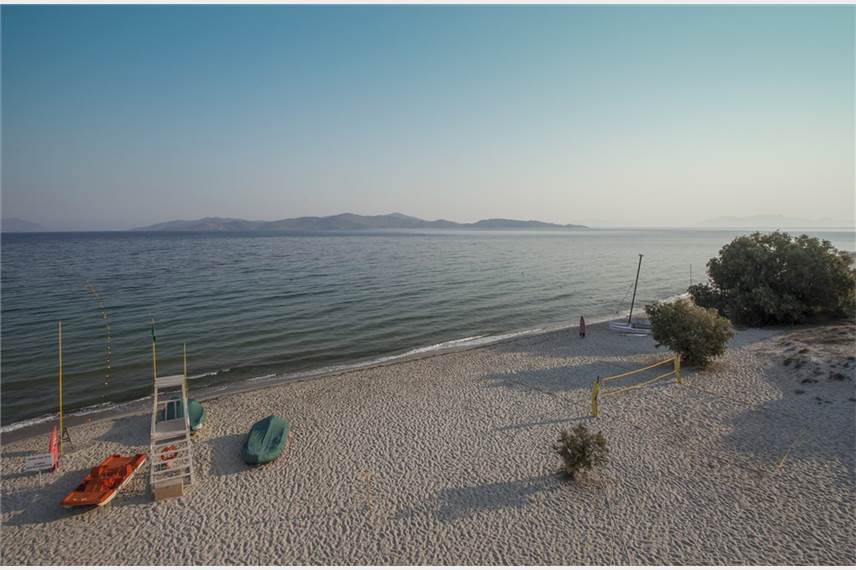  Caravia Beach