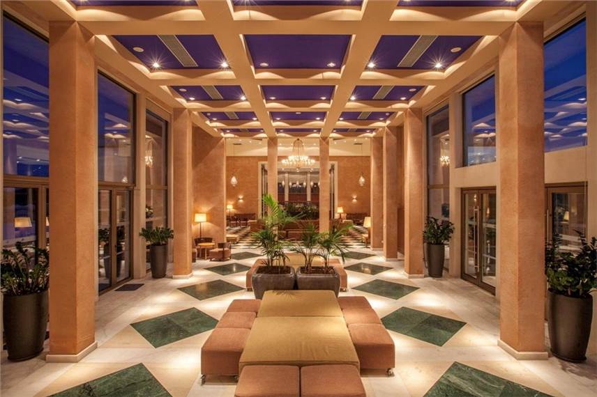  Helona Resort