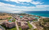  Helona Resort