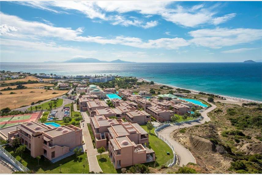  Helona Resort