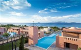  Helona Resort