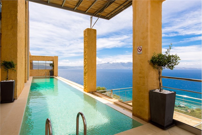  Ravdoucha Epavlis Villas