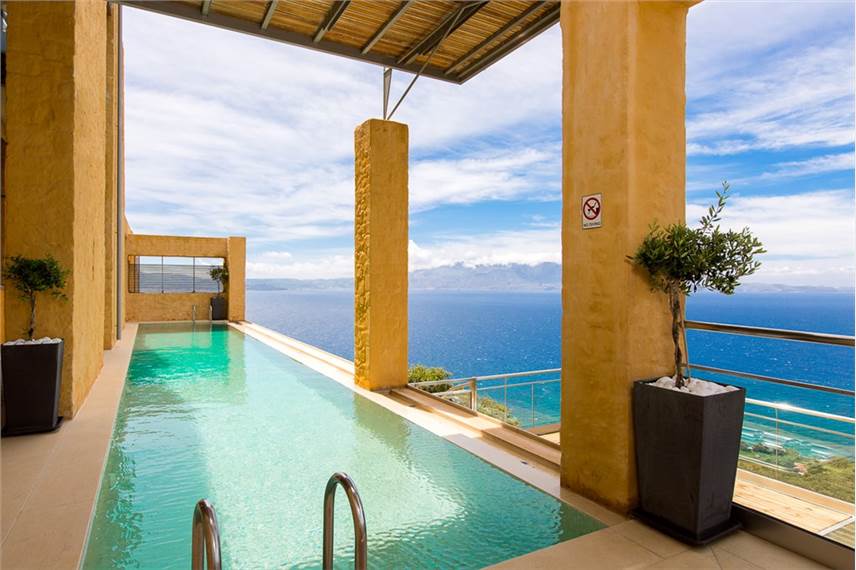  Ravdoucha Epavlis Villas