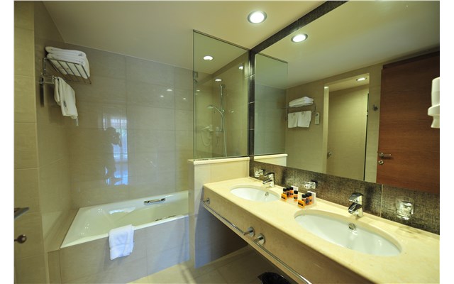 Apollonion Asterias Resort and SPA 