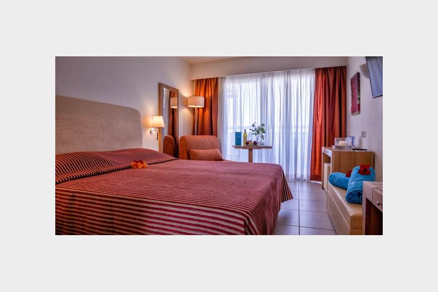 Sentido Blue Sea Beach