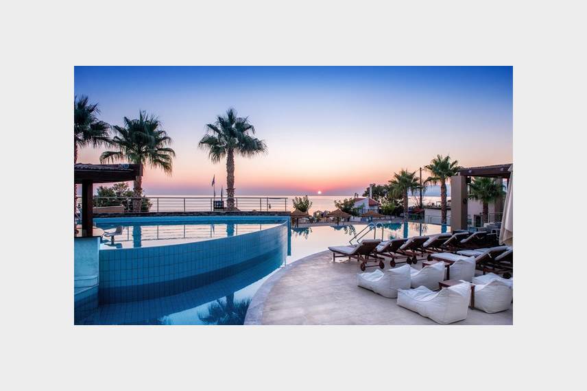  Sentido Blue Sea Beach