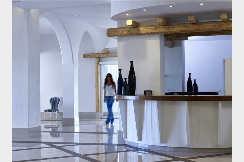  Epsilon Apartments