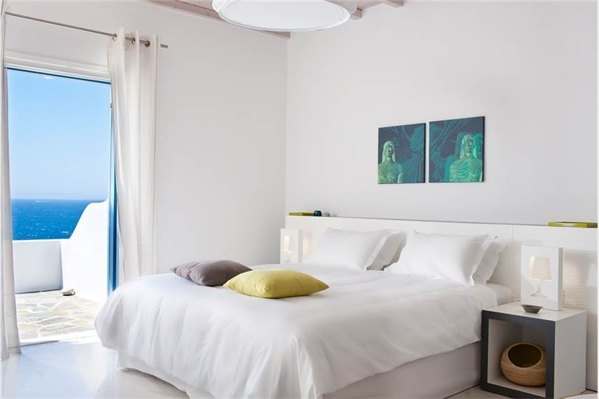  Kouros Boutique Hotel and Suites