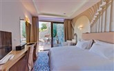  Royal Marmin Bay Boutique and Art
