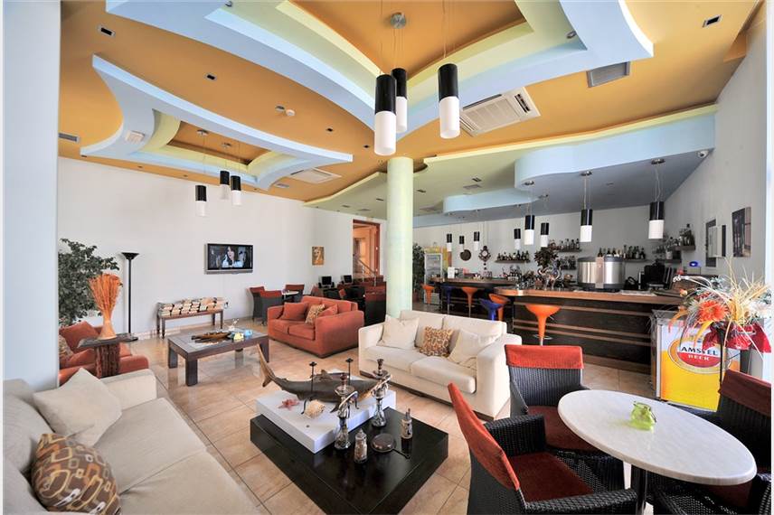  Pelopas suites