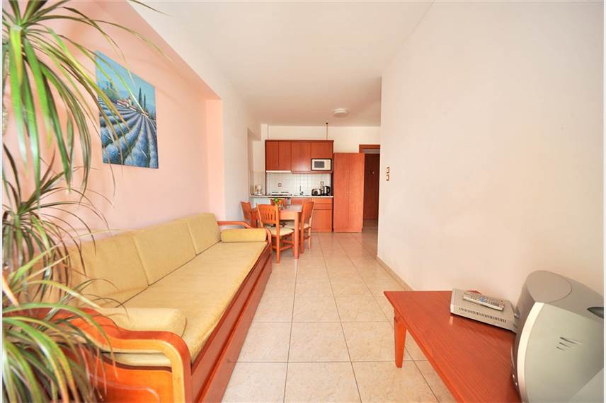  Pelopas suites