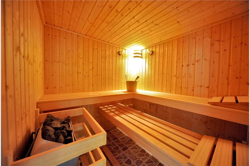  Pelopas suites