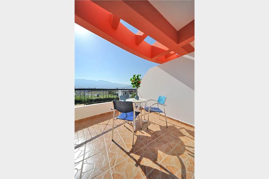  Pelopas suites