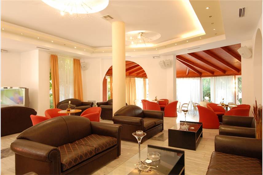  Diana Palace