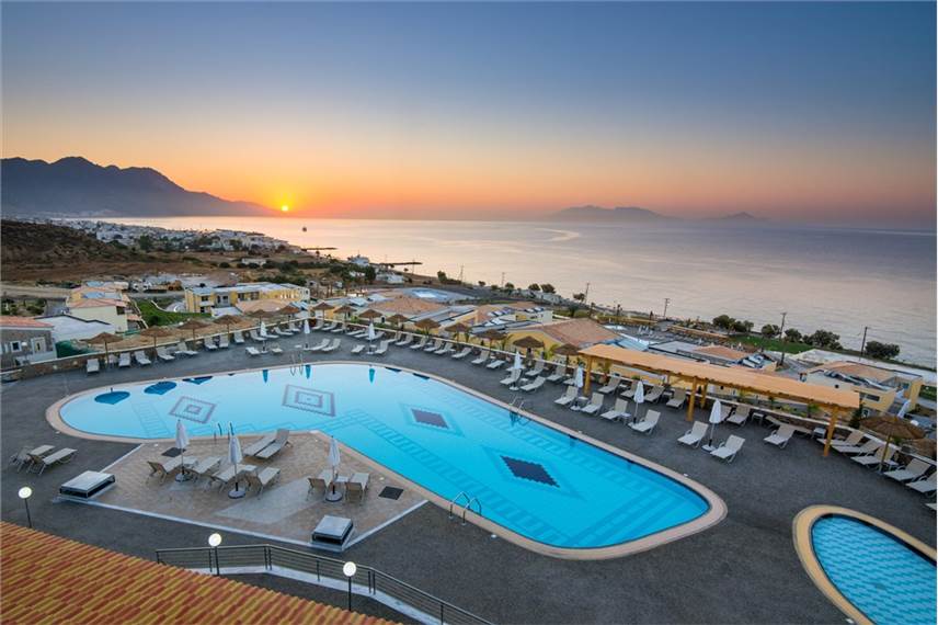  Grand Blue Beach