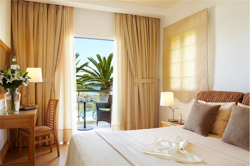 Řecko, Chalkidiki, Afitos, Hotel Afitis, pohled na hotel - Afitis Boutique Hotel