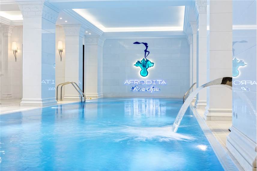 Pomegranate Wellness Spa Hotel